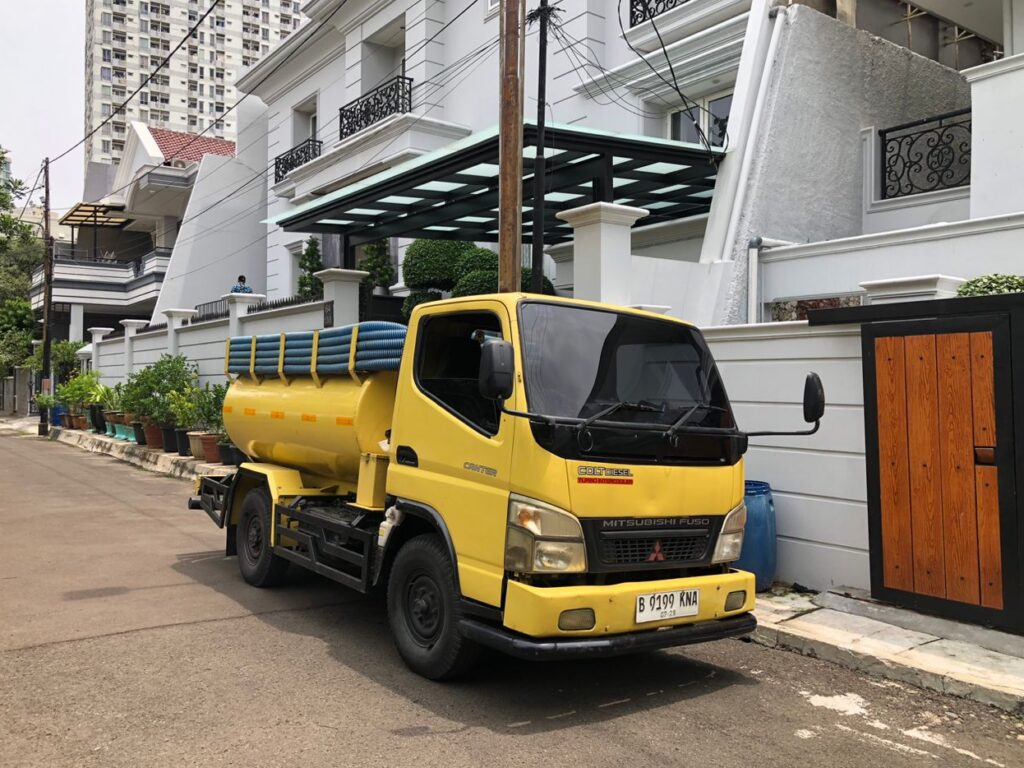 Layanan Saluran Mampet & Sedot WC Full Tangki